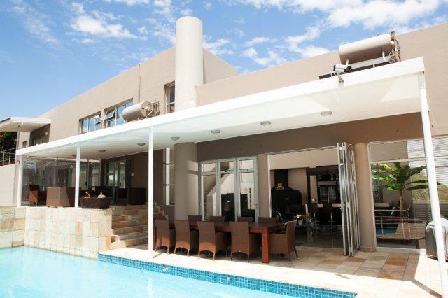7 Bedroom Property for Sale in Bloubergstrand Western Cape